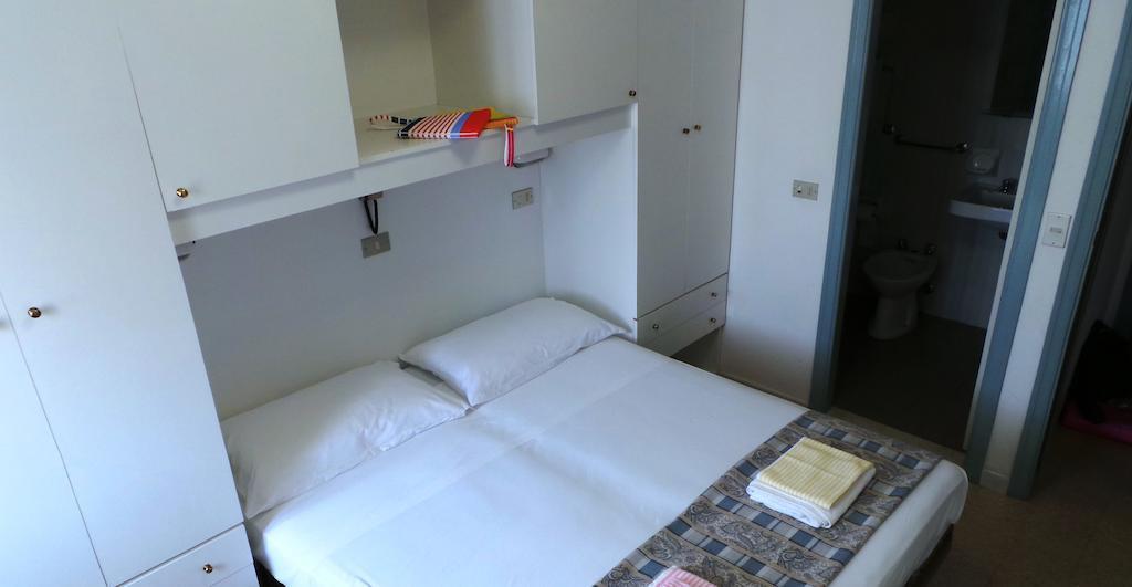 Hotel Nuovo Fiore Cattolica Eksteriør bilde